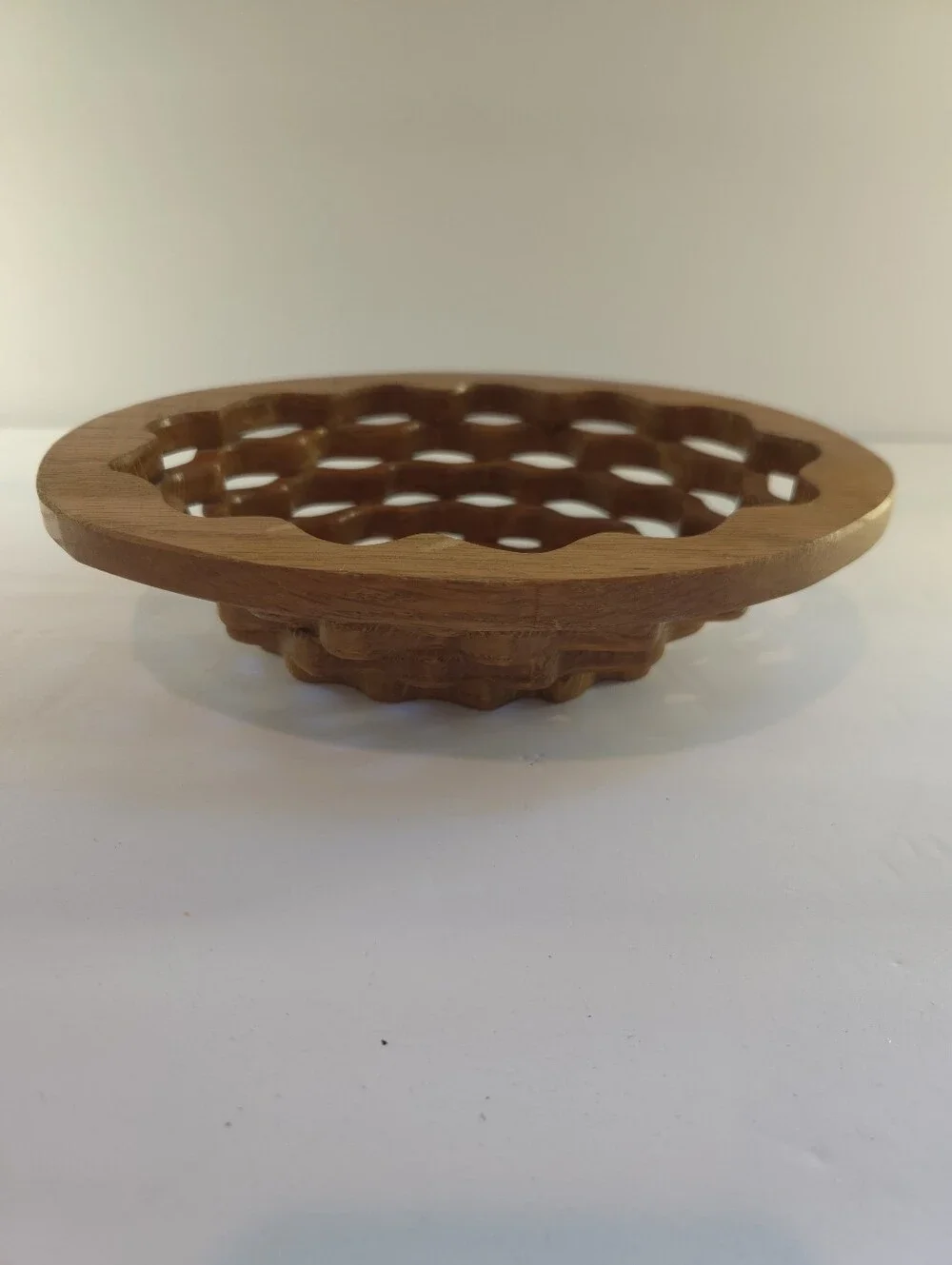 no brand this oval